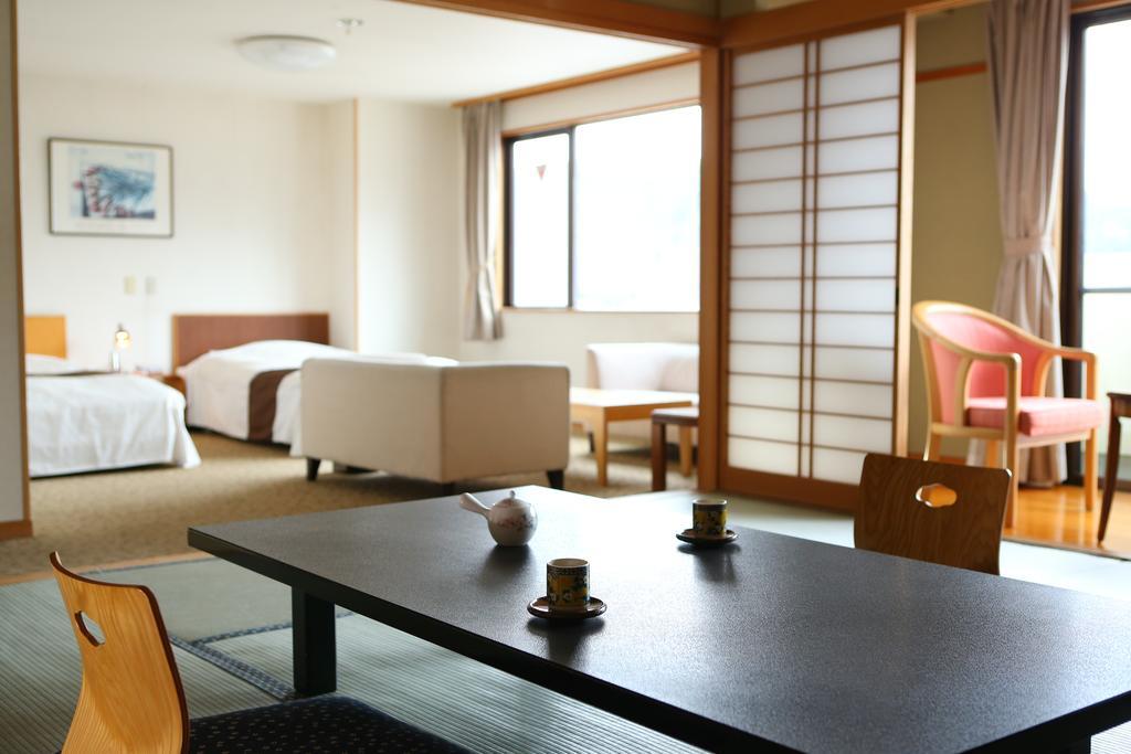 Ashiwada Hotel Фудзикавагутико Экстерьер фото